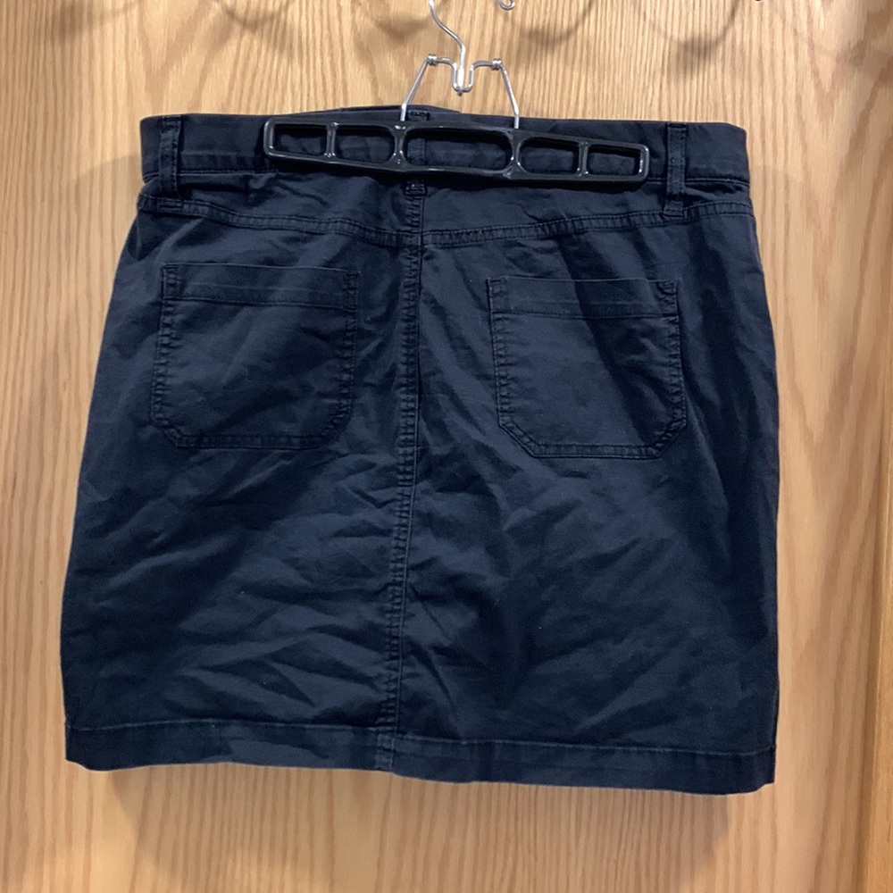 Croft & Barrow Navy Blue Skorts Size Woman’s 14 - Picture 2 of 8